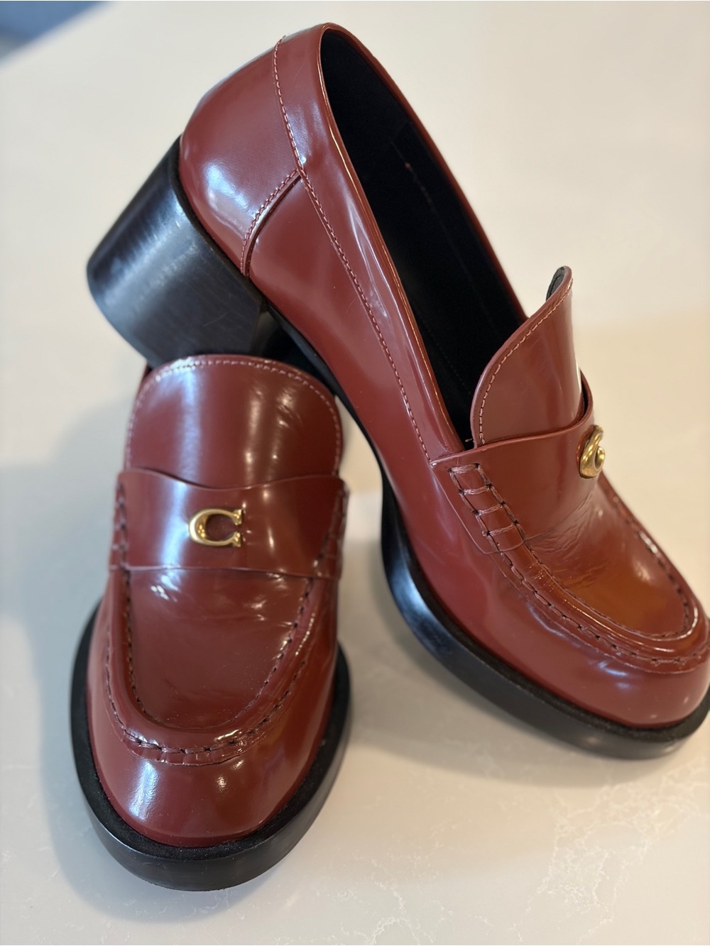 Coach Natalie womens brown faux Leather Heeled pump Loafers with Gold 'C' Accent